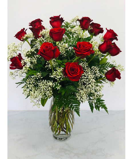 18 Roses in a Vase